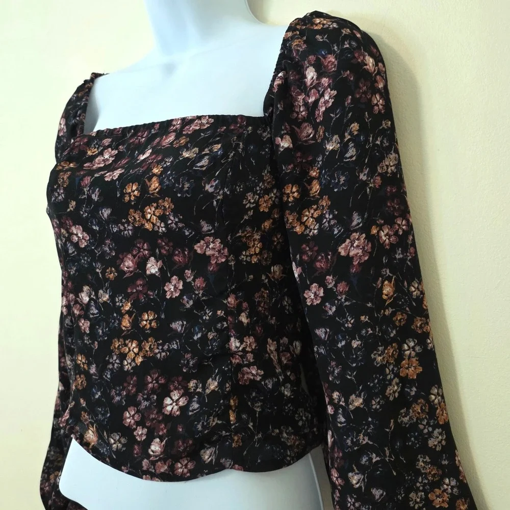Abercrombie‎ & Fitch Dark Floral Puff Sleeve Top Sz XS Sheer Square Alt Romantic